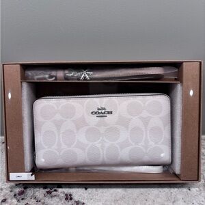 Coach zip around wallet in gift box